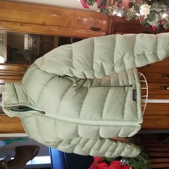 Patagonia puffer coat - Picture 3 of 12